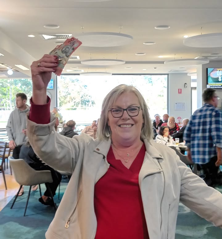 Featured image for “Congratulations Ranae: Winner of Karuah RSL Members Draw”