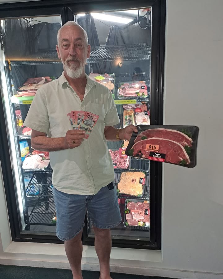 Featured image for “Double Win Sunday: $200 Cash Draw & Meat Tray at Karuah RSL”